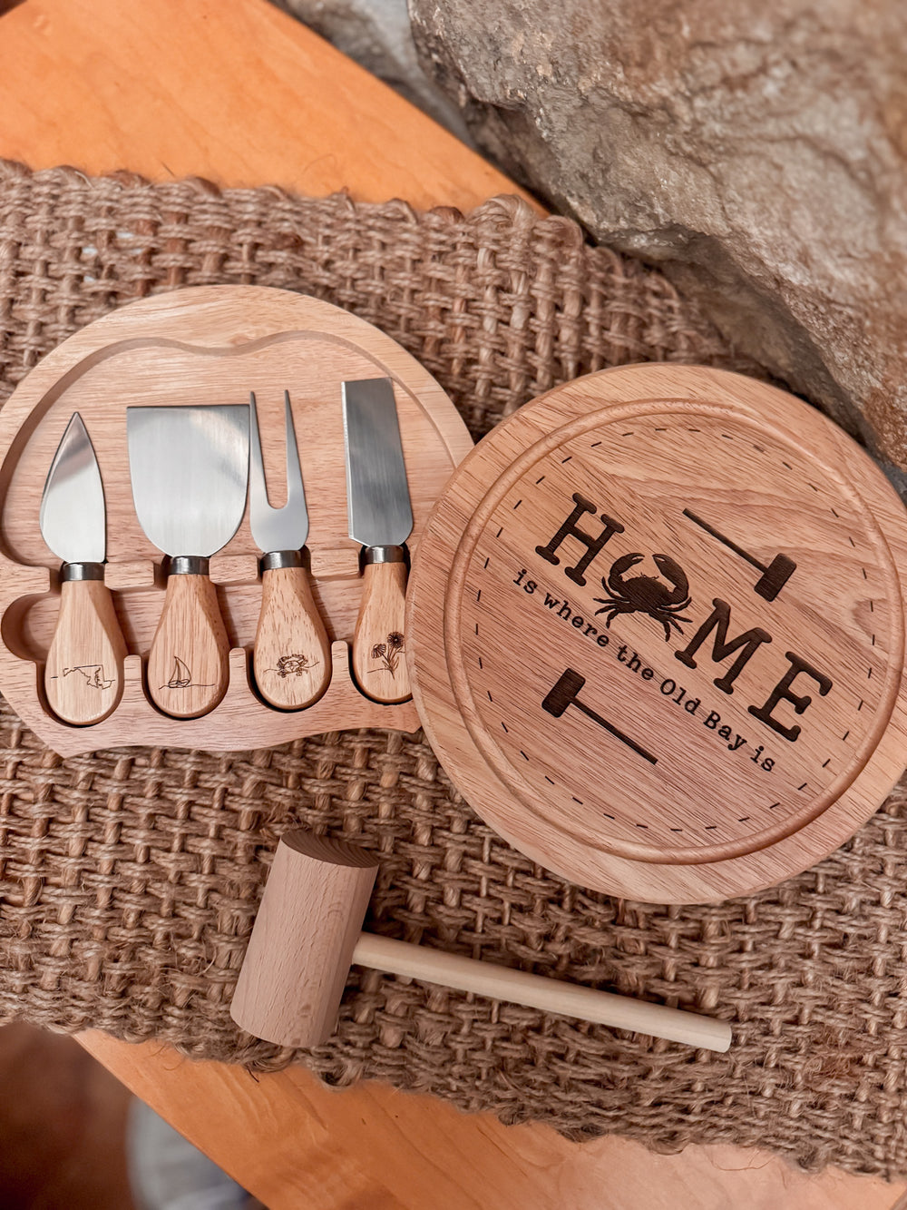 Coastal Themed Serving Tray with Cheese Knives Set