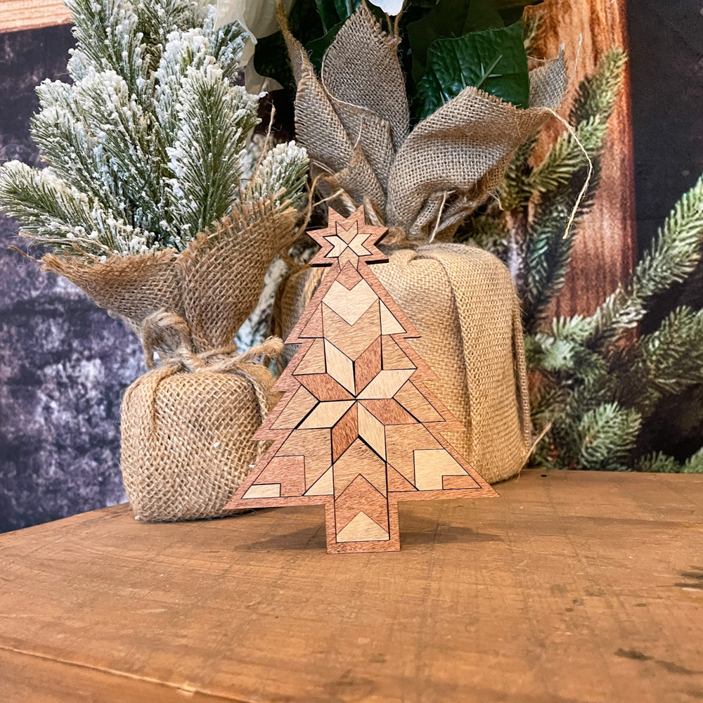 Barn Quilt Christmas Tree Accent