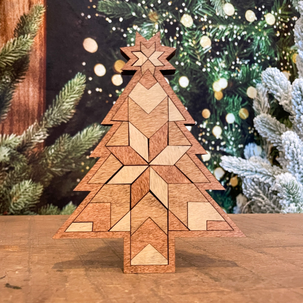 Barn Quilt Christmas Tree Accent