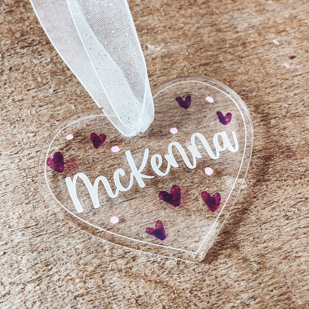 Acrylic Heart Tag with Engraved Name – Script and Grain