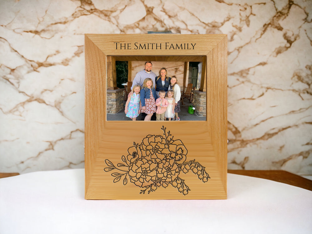 Bouquet Bar: Red Alder Photo Frame